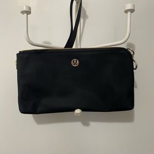 Lululemon black clutch Wallet